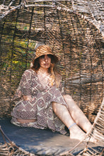 Load image into Gallery viewer, Kaftan: Summer Love
