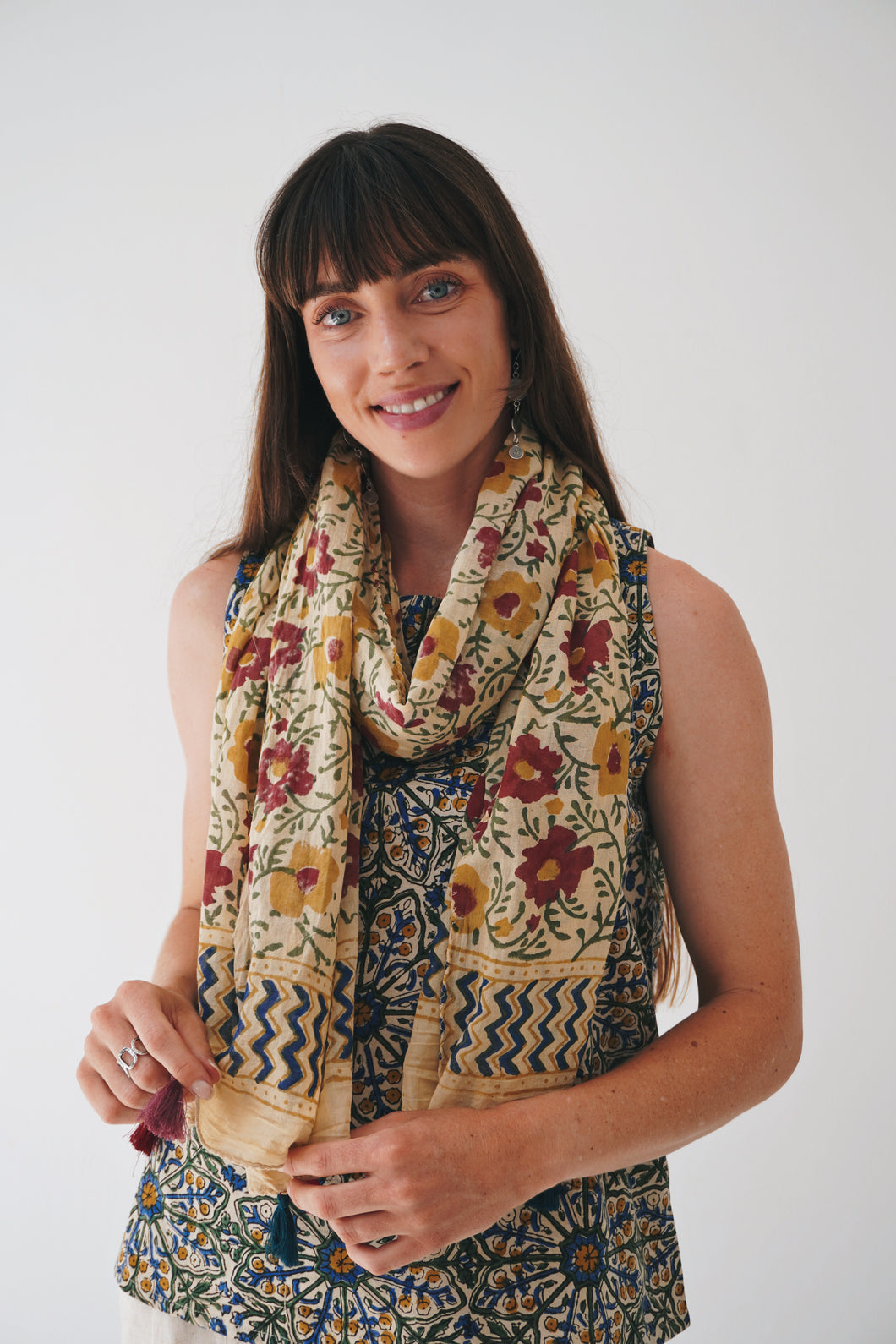 Summer Scarf: Flower Field