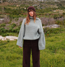 Load image into Gallery viewer, Merino Beanie: Chocolate
