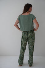 Load image into Gallery viewer, Cigar Pants: Green
