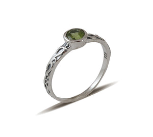 Sterling Silver Peridot Ring