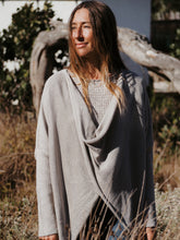 Load image into Gallery viewer, Cross Knit: Cream
