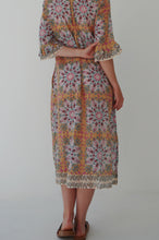 Load image into Gallery viewer, Seville: Noon
