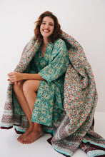 Load image into Gallery viewer, Quilt: Rich Tropics
