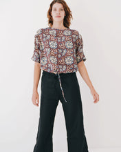 Load image into Gallery viewer, Drawstring Blouse: Mid Summer
