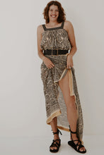 Load image into Gallery viewer, Square Neck Top: Zuri
