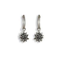 Load image into Gallery viewer, Sterling Silver Daisy Earring
