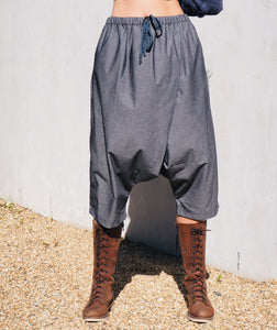 Fold pants