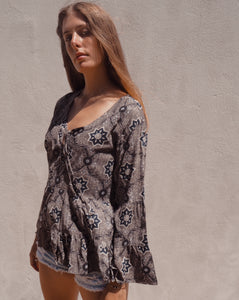 Soft Ruffle Top in Ash
