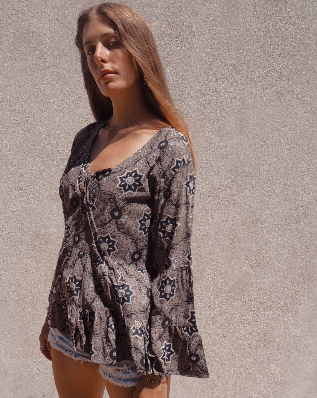 Soft Ruffle Top in Ash