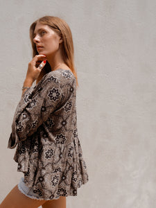 Soft Ruffle Top in Ash