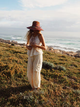 Load image into Gallery viewer, Big Pocket Baby: Cream
