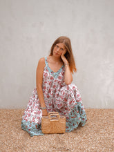 Load image into Gallery viewer, A darling basket!
