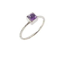 Load image into Gallery viewer, Sterling Silver Amethyst Ring
