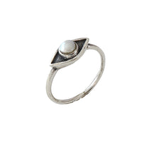 Load image into Gallery viewer, Sterling Silver Pearl Ring
