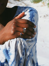 Load image into Gallery viewer, Sterling Silver Lapiz Lazuli Ring
